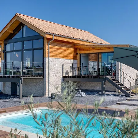 Holiday home Plaisir D'eymet Du Domaine Des Hauts De Rouquette Eymet